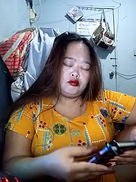 sweetbigtits19 online show from 1, 4, 2026