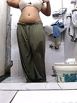 Snapshot of jaanu_sex_girl chatting on 28, 11, 2025 jaanu sex girl online show from 28, 11, 2025