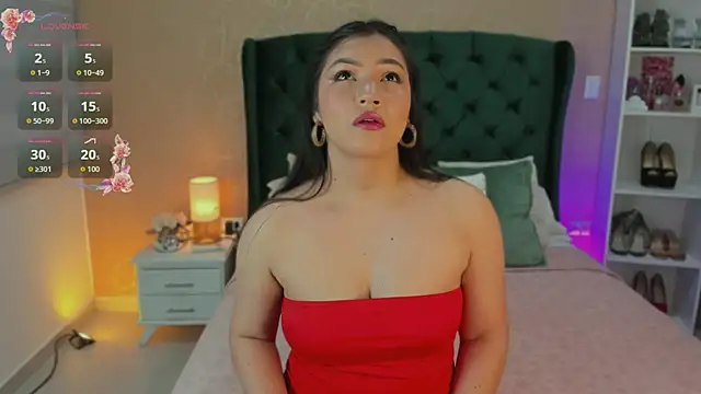 Snapshot of naughty_fun_room chatting on 8, 9, 2025 naughty fun room online show from 8, 9, 2025