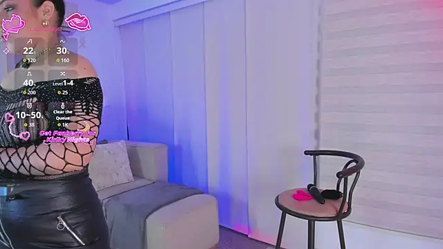 Snapshot of naughty_fun_room chatting on 19, 12, 2025 naughty fun room online show from 19, 12, 2025