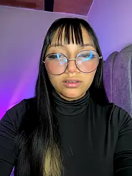 Snapshot of Maddy_w chatting on 10, 9, 2025 Maddy w online show from 10, 9, 2025