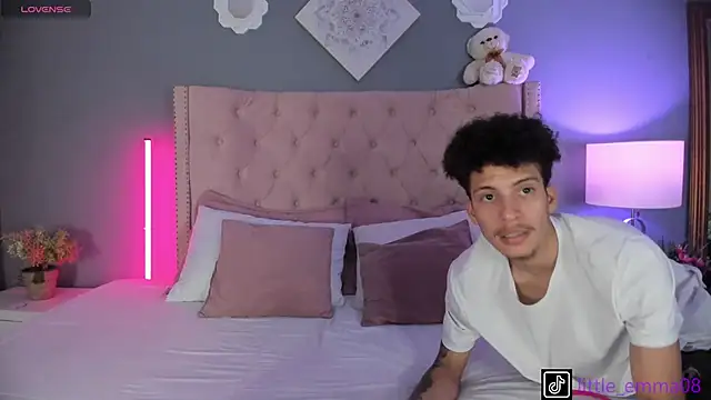 Snapshot of Joe_And_Emma chatting on 3, 10, 2025 Joe And Emma online show from 3, 10, 2025