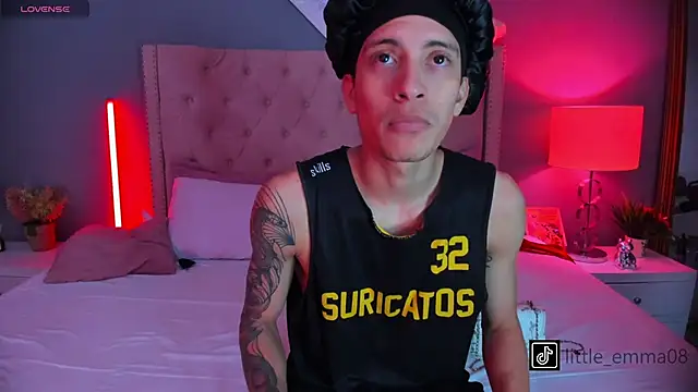 Snapshot of Joe_And_Emma chatting on 22, 10, 2025 Joe And Emma online show from 22, 10, 2025