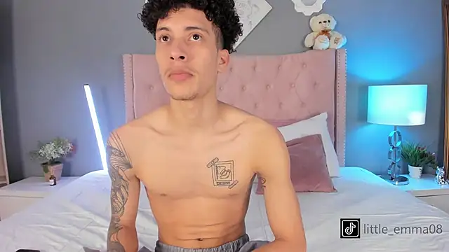 Snapshot of Joe_And_Emma chatting on 30, 10, 2025 Joe And Emma online show from 30, 10, 2025