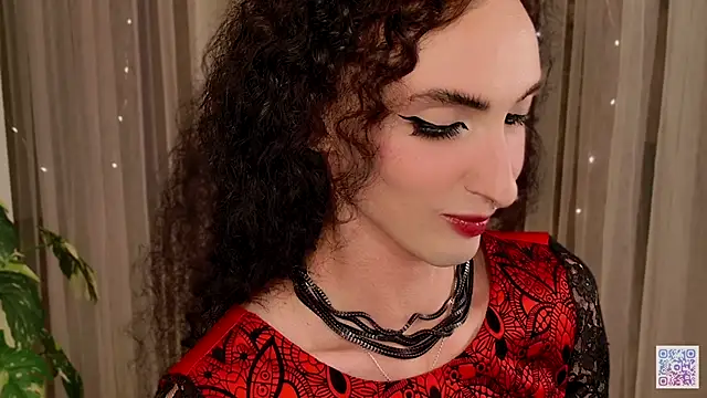 Snapshot of Queen_of_tease chatting on 19, 9, 2025 Queen of tease online show from 19, 9, 2025