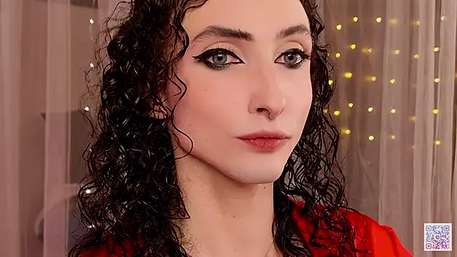 Snapshot of Queen_of_tease chatting on 11, 10, 2025 Queen of tease online show from 11, 10, 2025
