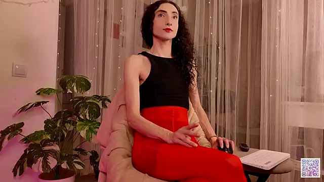 Snapshot of Queen_of_tease chatting on 27, 10, 2025 Queen of tease online show from 27, 10, 2025