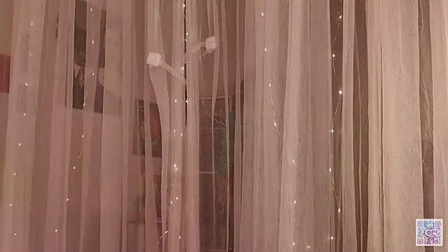 Snapshot of Queen_of_tease chatting on 9, 11, 2025 Queen of tease online show from 9, 11, 2025