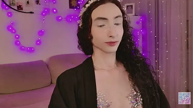 Queen of tease online show from 1, 5, 2026