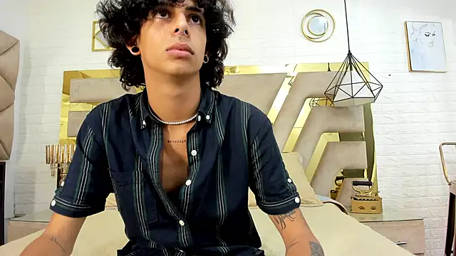 Ibratxandy online show from 10, 11, 2025