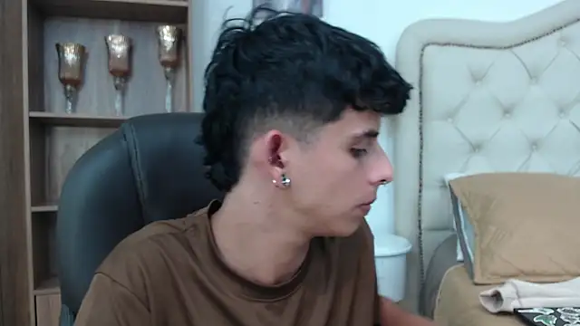 Ibratxandy online show from 6, 4, 2026