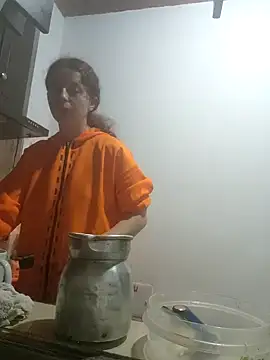 Sharon Black online show from 12, 11, 2025