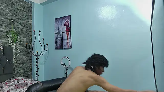 Snapshot of Alex_and_Rose__ chatting on 15, 9, 2025 Alex and Rose online show from 15, 9, 2025