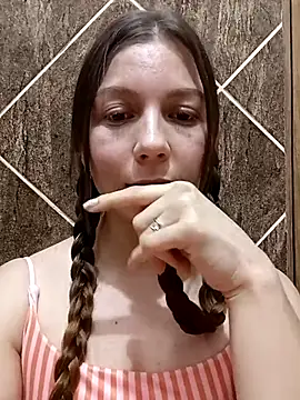 Snapshot of Arianna_Moss chatting on 4, 11, 2025 Arianna Moss online show from 4, 11, 2025