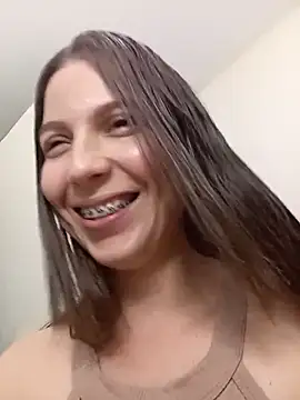 Arianna Moss online show from 10, 3, 2026