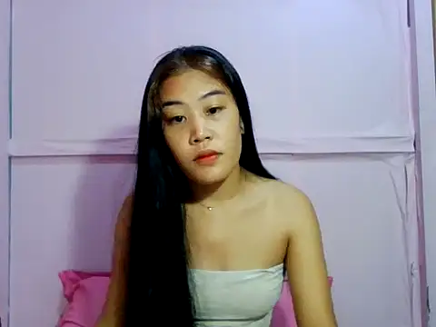 Snapshot of YourWildestDoll chatting on 5, 3, 2026 YourWildestDoll online show from 5, 3, 2026