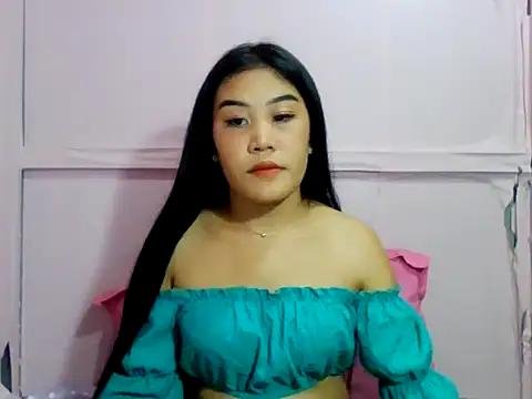 Snapshot of YourWildestDoll chatting on 20, 4, 2026 YourWildestDoll online show from 20, 4, 2026