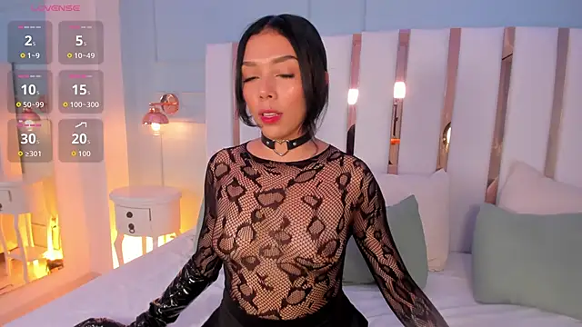 Snapshot of selene_phmoon chatting on 10, 11, 2025 selene phmoon online show from 10, 11, 2025