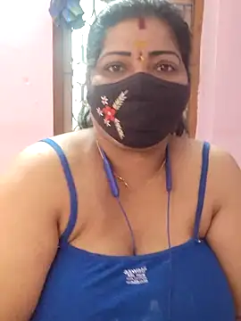 Snapshot of lathikaqueentamil chatting on 30, 11, 2025 lathikaqueentamil online show from 30, 11, 2025