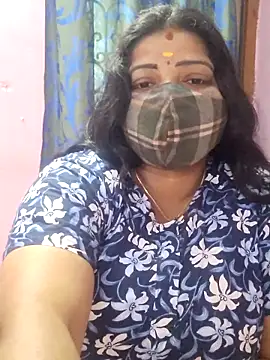 Snapshot of lathikaqueentamil chatting on 18, 12, 2025 lathikaqueentamil online show from 18, 12, 2025