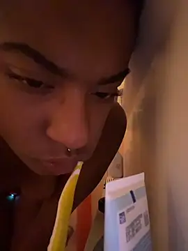 Tu GataLinda online show from 4, 11, 2025