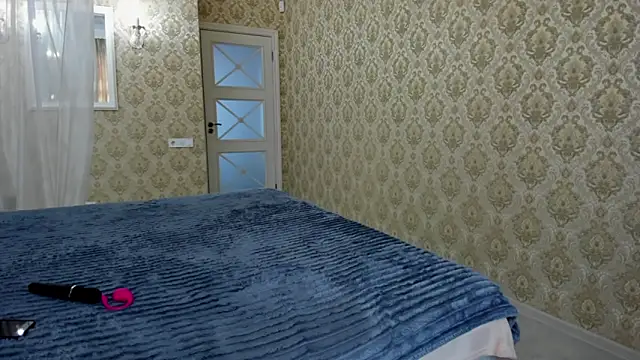 sofielovely  online show from 24, 9, 2025