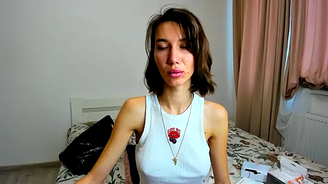 Snapshot of marylips chatting on 13, 2, 2026 marylips online show from 13, 2, 2026