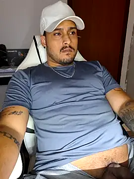 Snapshot of Mineirinhoot chatting on 18, 12, 2025 Mineirinhoot online show from 18, 12, 2025