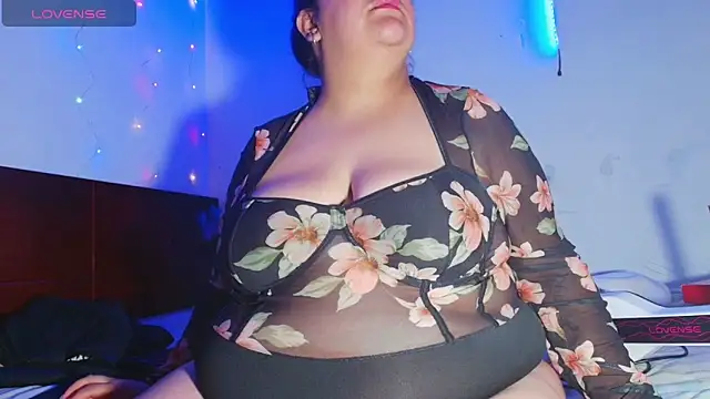 Julieta Big online show from 30, 4, 2026