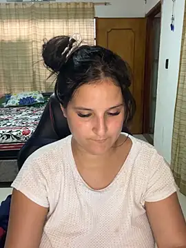 Snapshot of Alina0 chatting on 25, 10, 2025 Alina0 online show from 25, 10, 2025