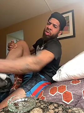 Snapshot of 1mistaGoodWood chatting on 12, 10, 2025 1mistaGoodWood online show from 12, 10, 2025