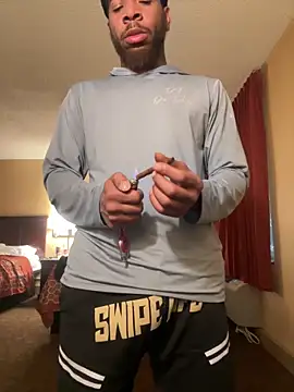 Snapshot of 1mistaGoodWood chatting on 12, 10, 2025 1mistaGoodWood online show from 12, 10, 2025