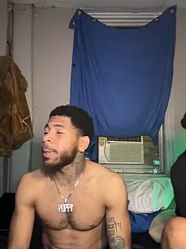 Snapshot of 1mistaGoodWood chatting on 16, 11, 2025 1mistaGoodWood online show from 16, 11, 2025