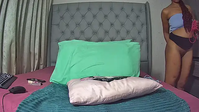 HotSexxy12 online show from 1, 8, 2026
