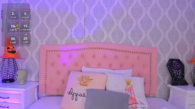 Snapshot of OnlyGia chatting on 30, 10, 2025 OnlyGia online show from 30, 10, 2025