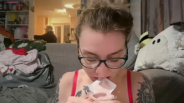 harleyblair online show from 17, 3, 2026