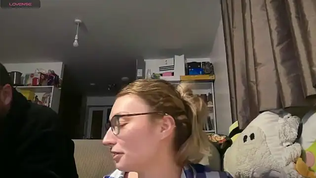 harleyblair online show from 18, 3, 2026