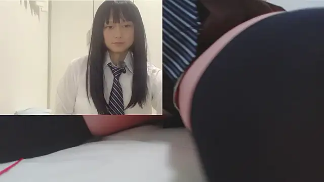 Snapshot of Mia032 chatting on 16, 10, 2025 Mia032 online show from 16, 10, 2025