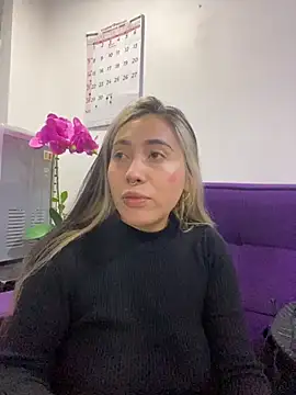  ManuVeelez online show from 16, 9, 2025