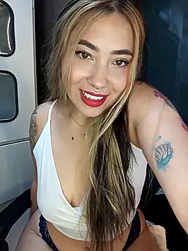 Snapshot of _ManuVeelez chatting on 6, 2, 2026 ManuVeelez online show from 6, 2, 2026