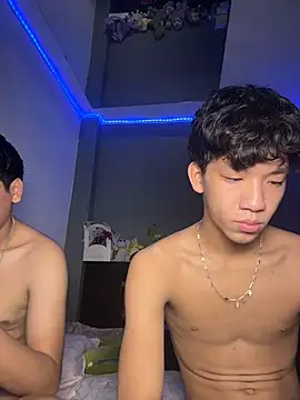 Kailertwink online show from 8, 7, 2026