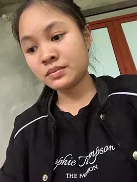 NhuFox online show from 15, 10, 2025