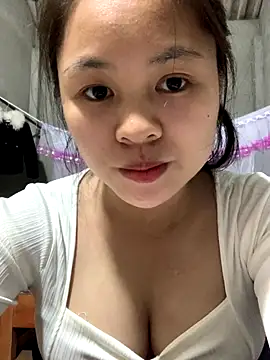 NhuFox online show from 2, 11, 2025