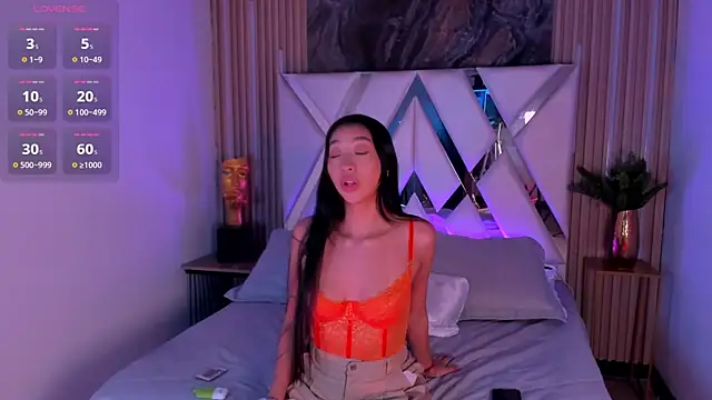 Snapshot of Sussyrosse_ chatting on 4, 12, 2025 Sussyrosse online show from 4, 12, 2025