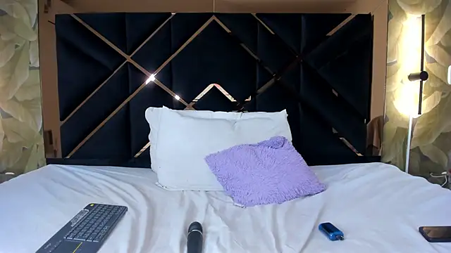 AliciaJerez1 online show from 8, 10, 2025