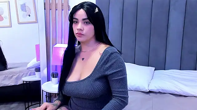 Snapshot of SuccubusDolly chatting on 10, 10, 2025 SuccubusDolly online show from 10, 10, 2025