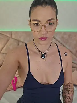 Snapshot of ClaradelMar chatting on 11, 5, 2026 ClaradelMar online show from 11, 5, 2026