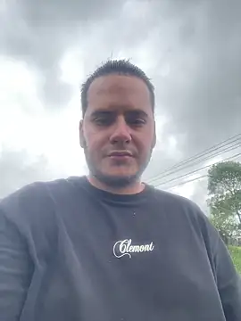 Pablo EscobarGomez online show from 9, 3, 2026