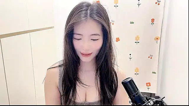 Rosalind xixi online show from 25, 9, 2025