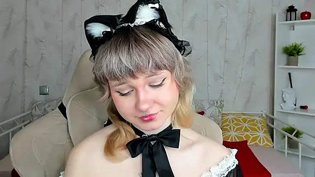 Tori Cutie online show from 14, 3, 2026